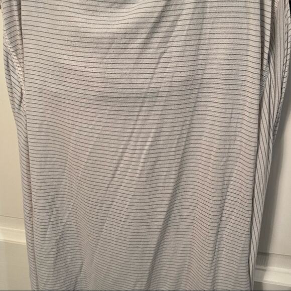 Lululemon Wild Tank strappy workout top
White / Ghost Stripe Weave 4 - Picture 10 of 11